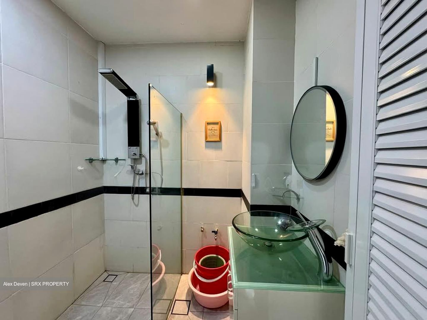 Westville (D22), Terrace #565145051
